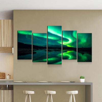 Amazing Aurora Borealis - Amazing Canvas Prints