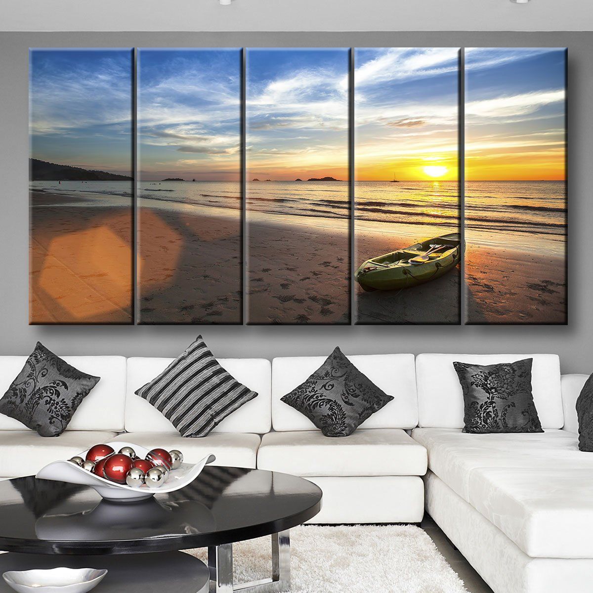 Beached Kayak - Amazing Canvas Prints